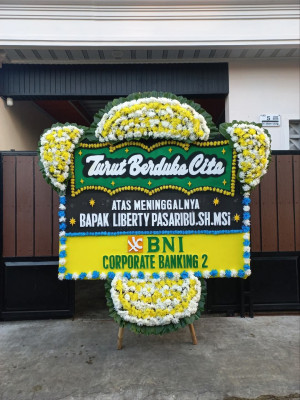 Papan Bunga Duka di Siempat Nempu Hulu